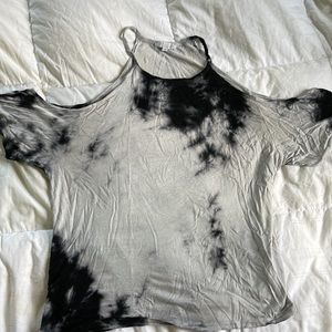 cute black tie dye shoulder cut shirt one size